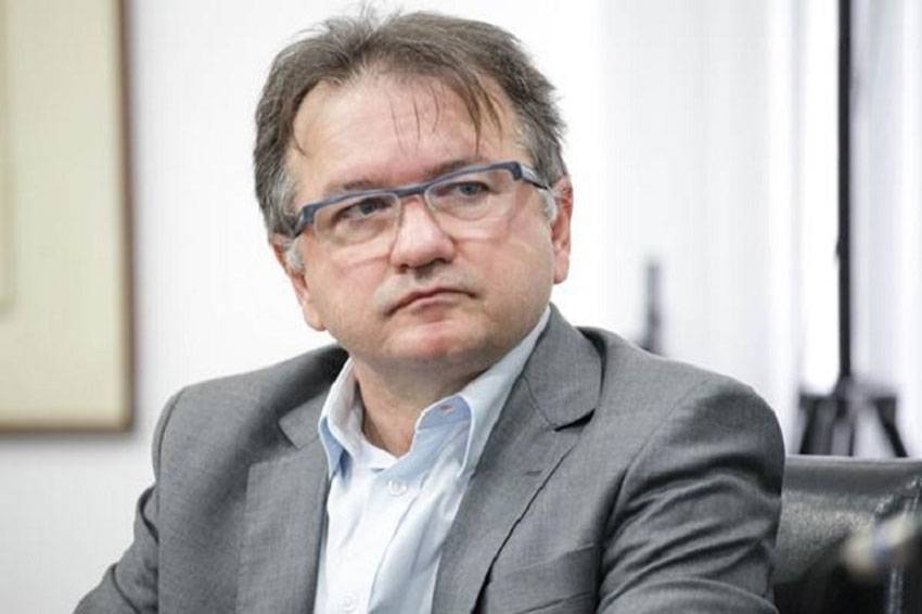 TCU condena Merlong Solano a devolver quase R$ 600 mil ao Incra